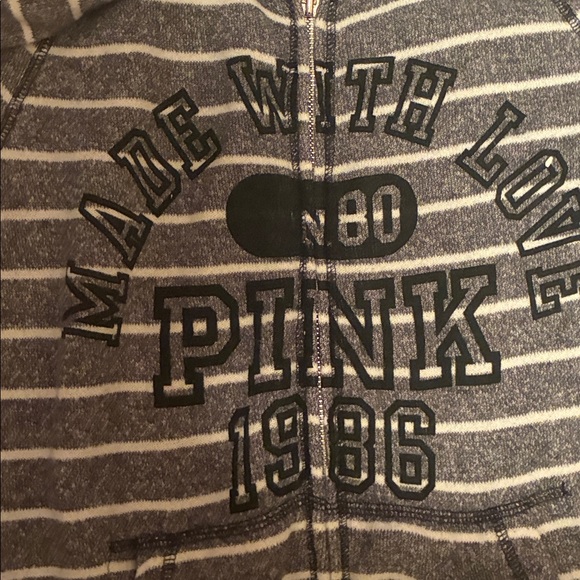 PINK VINTAGE 2010 - Picture 2 of 3